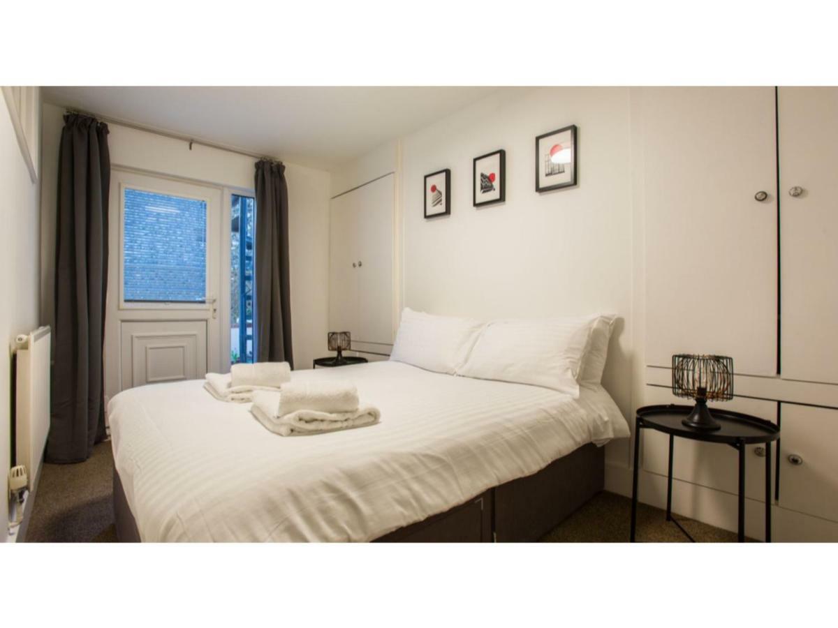 Elegant 1Bdr W/Private Garden In Vibrant Brighton Exterior photo